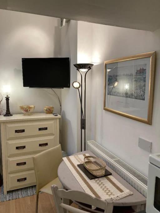 Studio Annexe With Separate Shower Room Broadhempston Екстер'єр фото